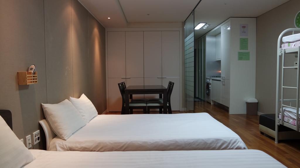 Coco Hostel *