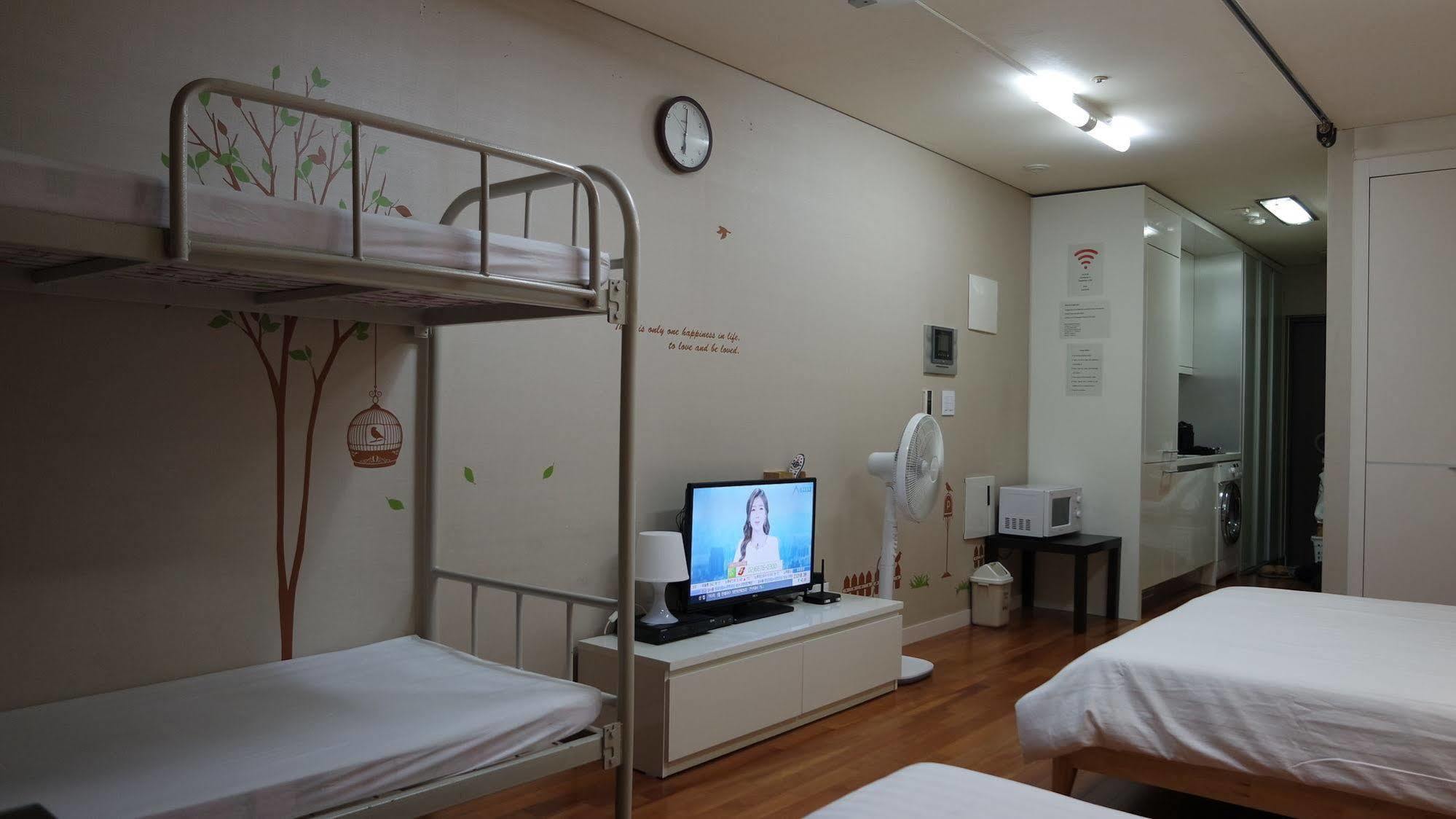 Coco Hostel *